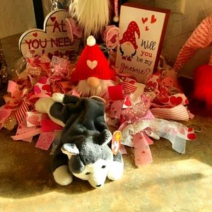 TY RETIRED NANOOK HUSKY DOG BEANIE BABIE